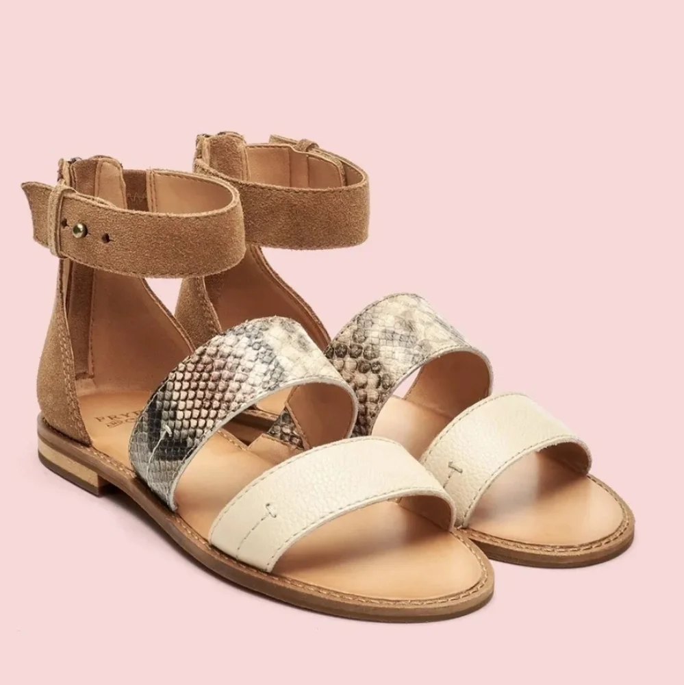 Frye and Co. Women's Evie 2 Band Sandal Flat - Snake Mulit Neutral - SZ 7.5 - Picture 1 of 15
